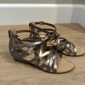 Boc gladiator sandals pewter color Size 7 strappy